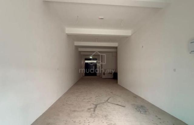 Ground Floor Intermediate Alam Impian Prisma Shoplot 1