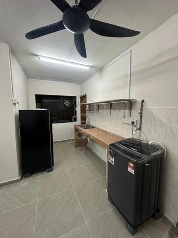 Apartment Lestari (Damansara Damai) 1