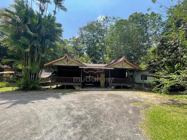 FREEHOLD, TANAH 1 EKAR TEPI SUNGAI [DGN CHALET] Janda Baik Kg Sum Sum 5