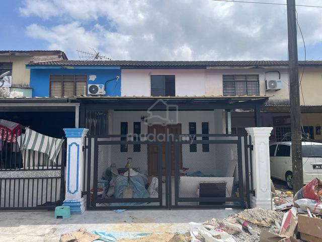 Masai Taman Kota Puteri Jalan Bayan L.Cost Double Storey Terrace House 1