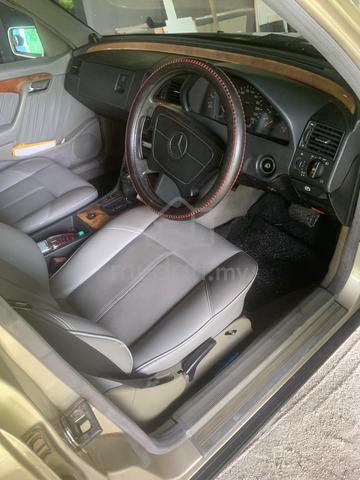 1995 Mercedes Benz 2.3 (A) - 4