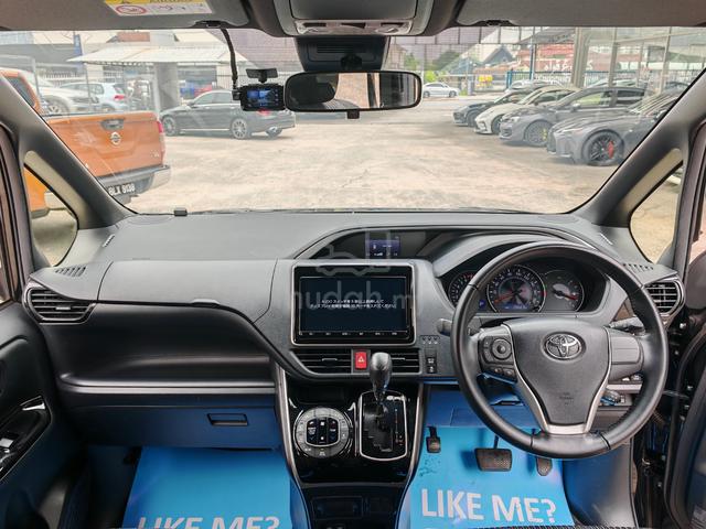 2020 Toyota VOXY 2.0 ZS KIRAMEKI II 7 SEATERS 4.5B - 5
