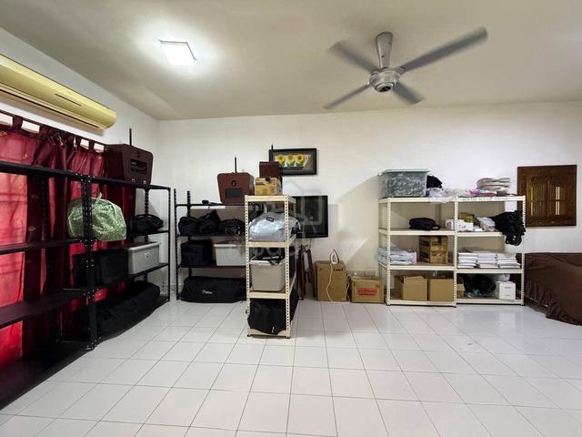 Double Storey Terrace, Taman Tasik Prima, Puchong, Selangor 1