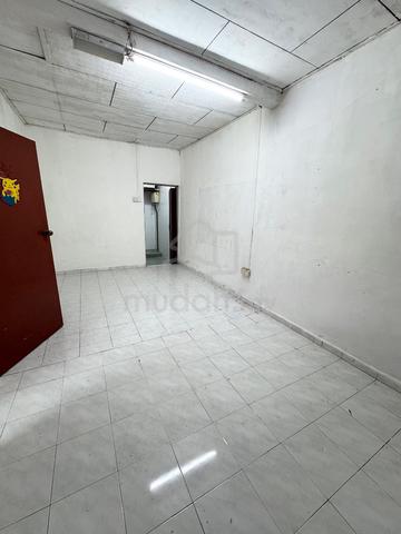 100% loan Lima kedai jln bahagia 1 low cost 1sty near tuas cashout 50k 4