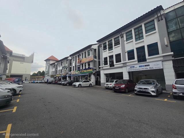 PER BAYAN INDAH (BAYAN BAY) , ground floor shop lot for rent 1