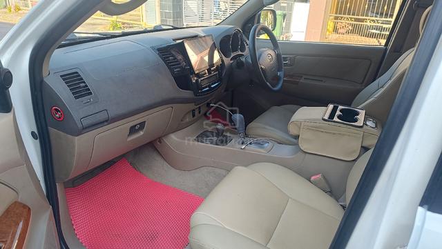 2009 Toyota FORTUNER 2.7 V TGN51R-NKPSKE FACELIFT - 4