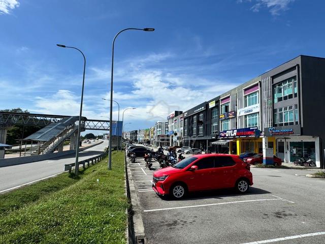 Taman Scientex Utama Senai 3 Storey Shoplot Facing Main Road For Sale 1