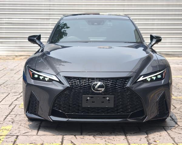 2023 Lexus IS300 2.0 F-SPORT MODE BLACK III 5A 25K - 4