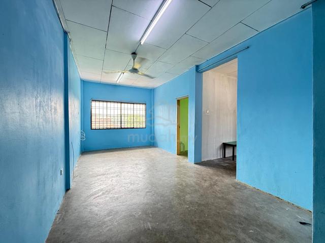Taman Tampoi Utama Flat 1