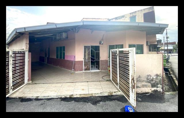 BOOKING 1Kπ₯CORNER LOT FACING OPEN 2 Storey Taman Beringin Jinjang 1