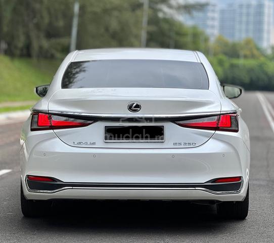 2019 Lexus ES250 LUXURY 2.5L (A) Good Condition - 4