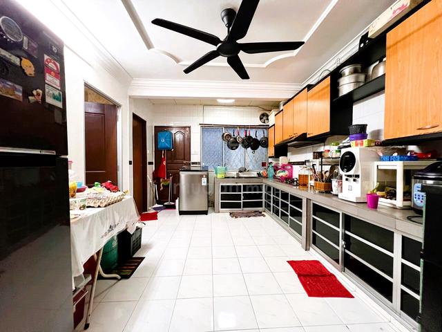 FACING OPEN💥FULL RENOVATED💥 TTDI Jaya Shah Alam, Double Storey 1