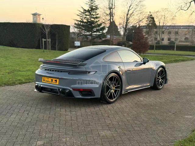 2022 Porsche 911 3.7 TURBO S HUGE Spec ARCTIC Grey - 4
