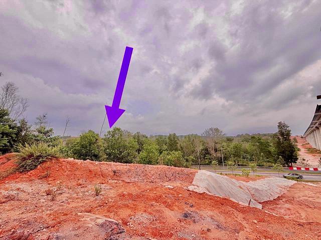 Lot Bangalow Facing Main Road 1
