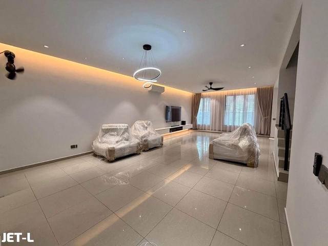 FULLY RENOVATED!! 2 Storey Superlink House Setia Damai 15, Setia Alam 1