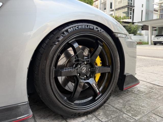 DIRECT OWNER 2009 Nissan GT-R 3.8 BLACK EDITION - 4