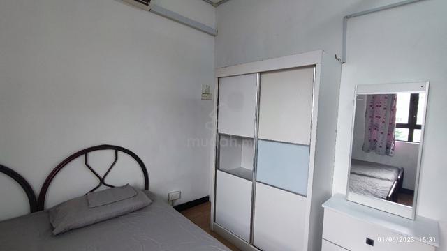 Master Room Attached Toilet at Villa Angsana Condominium Jln Ipoh, KL. 1