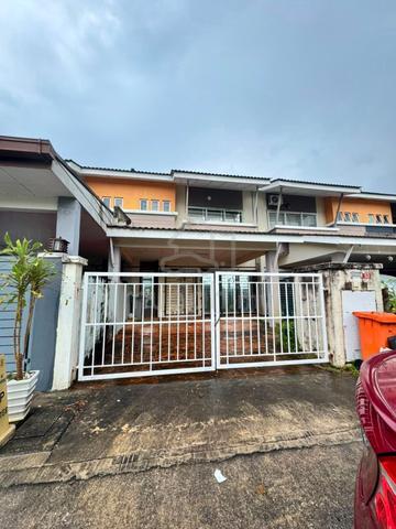 Double Storey Taman DesaJaya Senawang Seremban 1