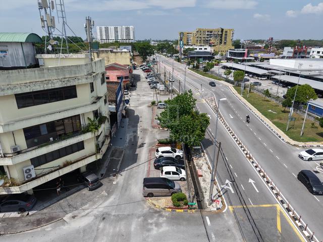 Bagan ajam facing main road corner shop lot butterworth 1