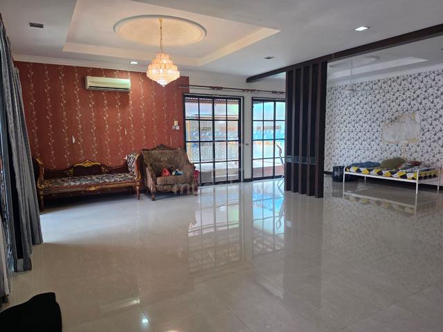 Bandar Nusa Rhu 2 Storeys Semi D Endlot Renovated Non Bumi For Sale 1