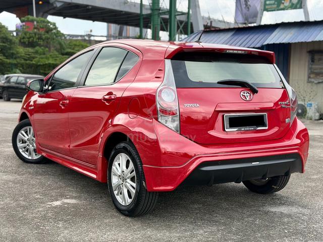 2013 Toyota PRIUS C 1.5 TRD SPORTIVO HYBRID B/KIT - 3