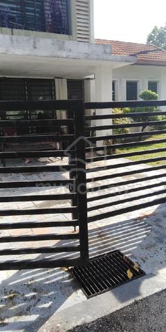 Corner Lot Double Storey House For Sale  1