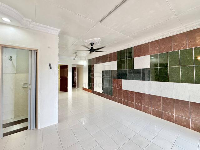 Sri Ehsan Apartment 1