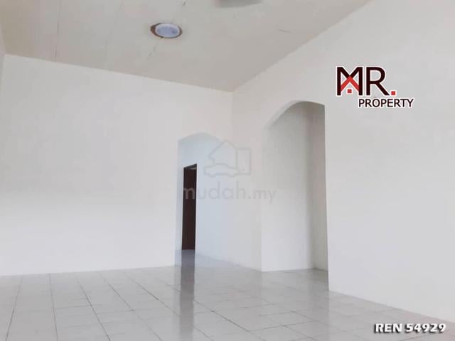CORNER LOT @ Single Storey Semi-D House Taman Cengal Indah FOR SALE 1
