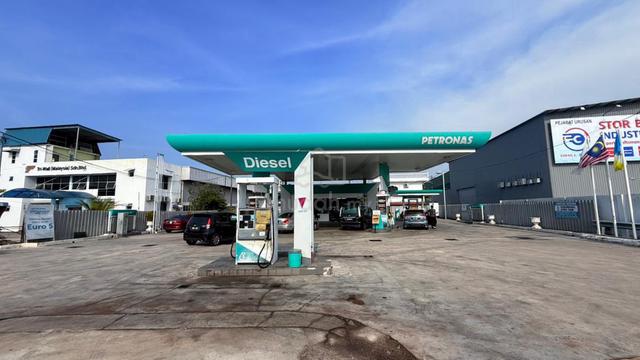Station Pump Petronas Bagan Lalang Penang 1