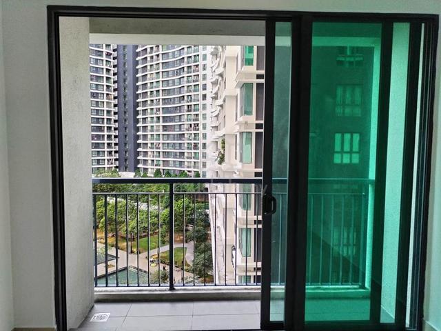 KL Traders Square Residences 1