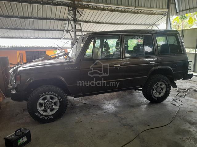 1995 Mitsubishi PAJERO 2.6 L047 (M) - 1