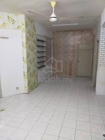 Desa Bayan Apartment 1