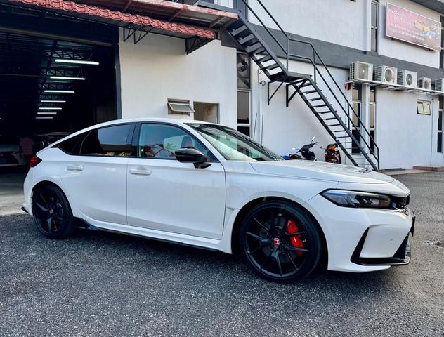 2024 Honda CIVIC 2.0 TYPE R FL5 (M) GRADE 5A JAPAN - 3