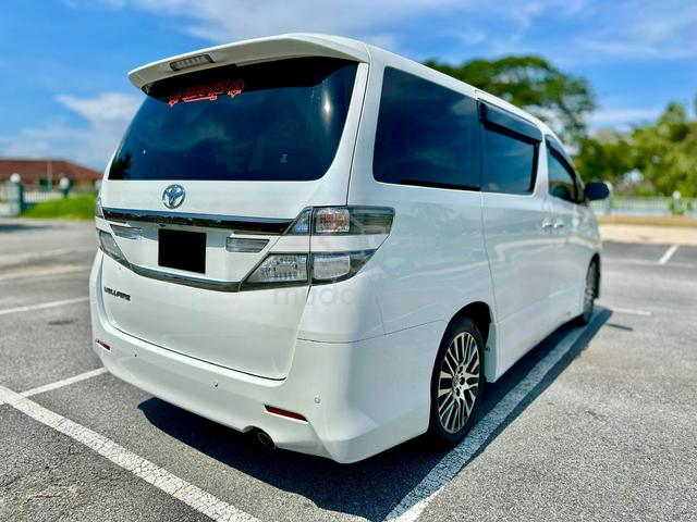 2013 Toyota VELLFIRE ZG - 4
