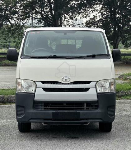 2015 Toyota HIACE 2.5 KDH202R ENHANCED (M) - 1