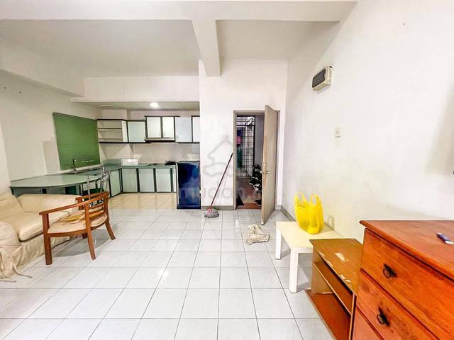 Ridzuan Condominium 1