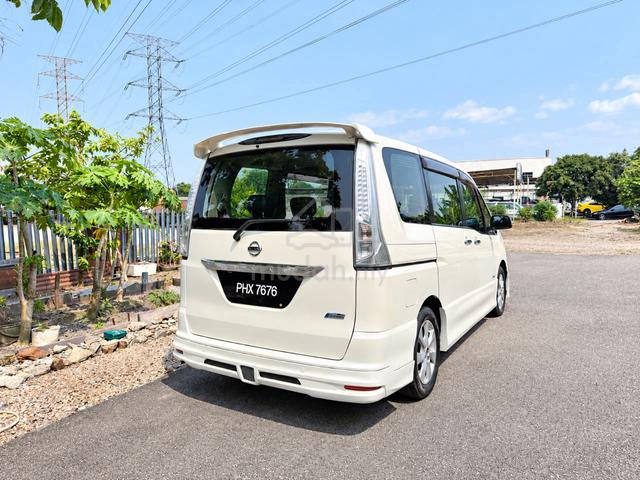 2013 Nissan SERENA FULL SPEC 2.0 (AUTO) - 3