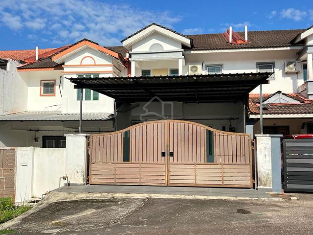 Untuk Disewa - Rumah Teres Dua Tingkat Taman Mengkibol 1