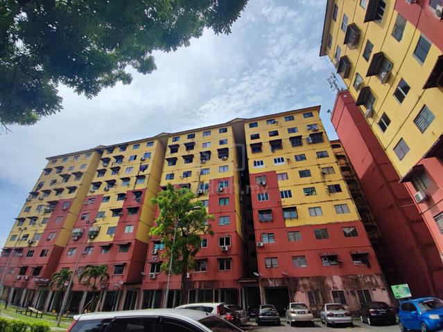 Pangsapuri Pendamar B 1