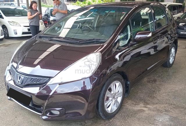 2013 Honda JAZZ 1.5 FACELIFT (A) - 2