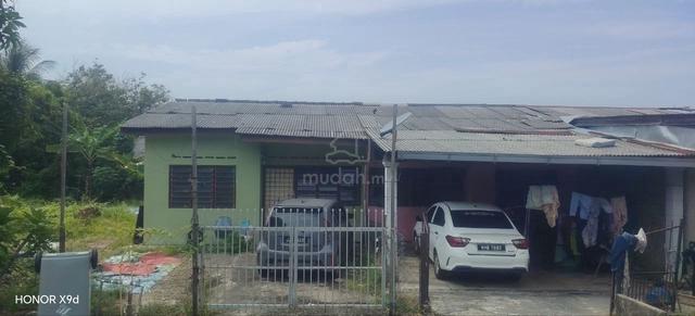 CORNER LOT Teres 1 Tingkat Taman Peruna Sungai Udang 1