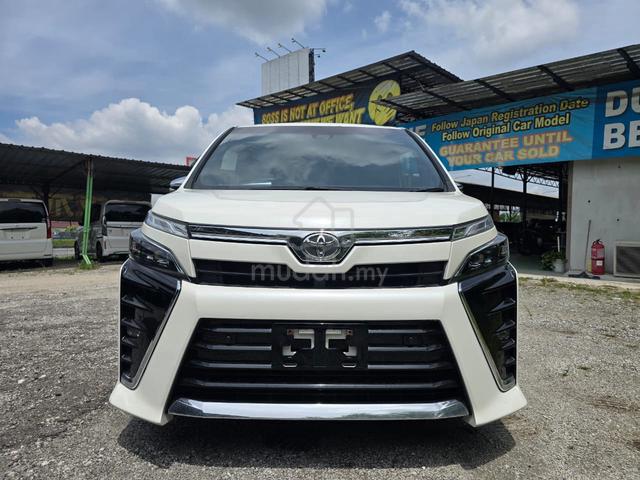 2020 Toyota VOXY 2.0 KIRAMEKI (A) - 2