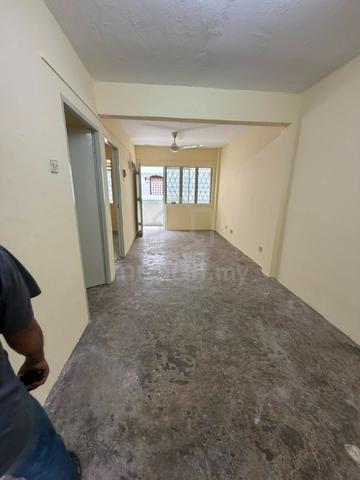 Flat Pandan Indah 1