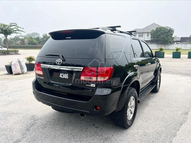 2005 Toyota Fortuner 2.7 V (P) (A) - 2