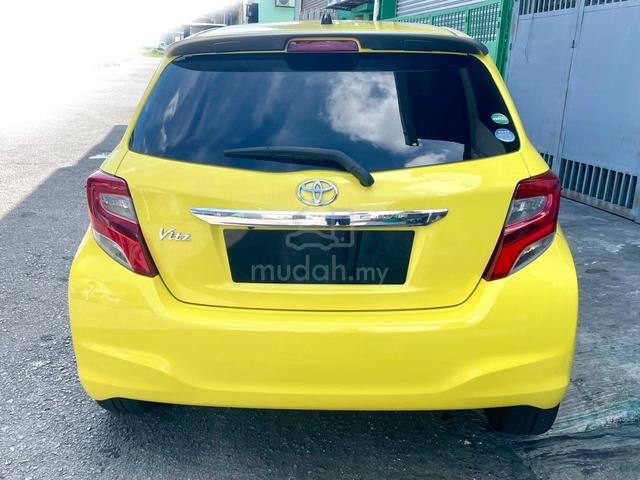 1999 Toyota Vitz Yaris xp130 1.0 - 4