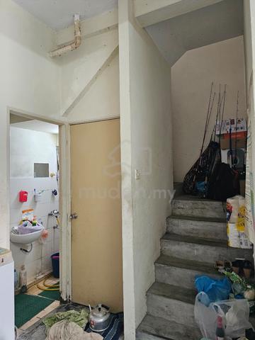 100% LON, Double Storeyy, DESA ILMU 5