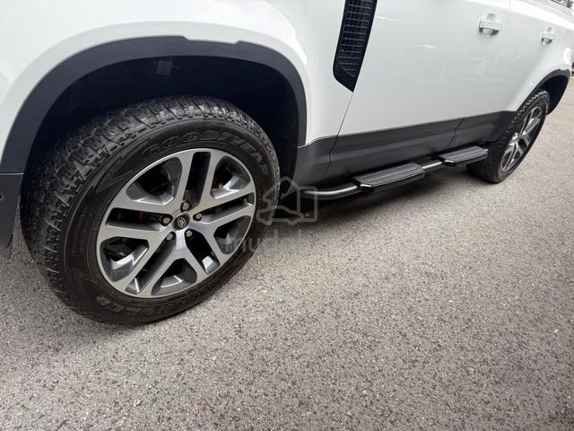 2023 Land Rover DEFENDER 2.0 P300 360 S/Step 5Seat - 3