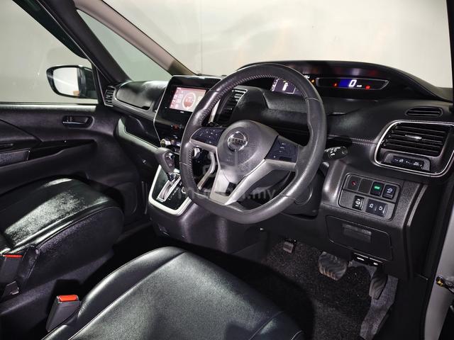 2019 Nissan Serena 2.0 Premium LOW Mileage - 61k - 4