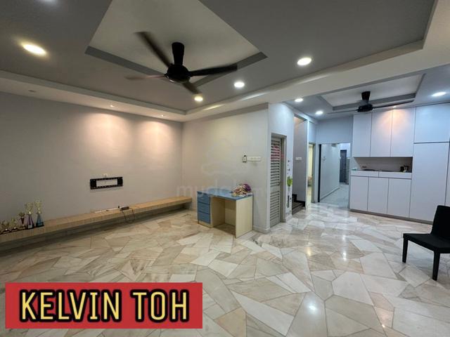 2 STOREY TERRACE FULLY RENOVATED LA 1400sf FREEHOLD PANTAI JERJAK 1