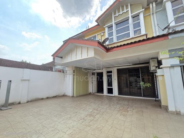 Puchong, Taman Kinrara, Seksyen 2, 20x70 1
